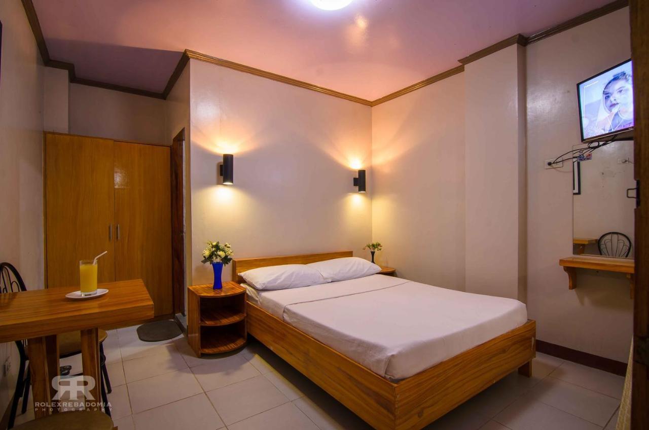 Diamond Hotel And Resto Catarman  Esterno foto