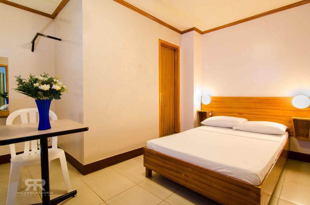 Diamond Hotel And Resto Catarman  Esterno foto